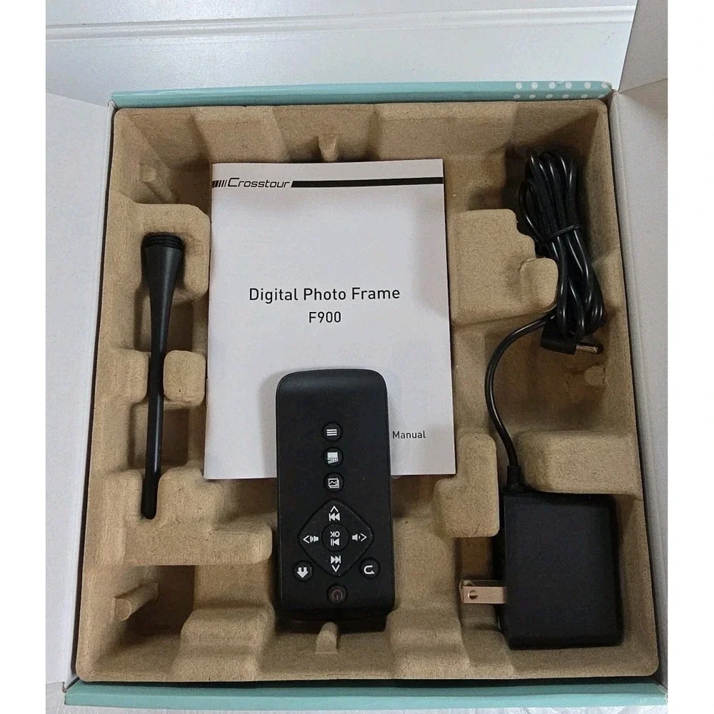CROSSTOUR F900‎ DIGITAL PICTURE FRAME ( 8'') REMOTE OPEN BOX